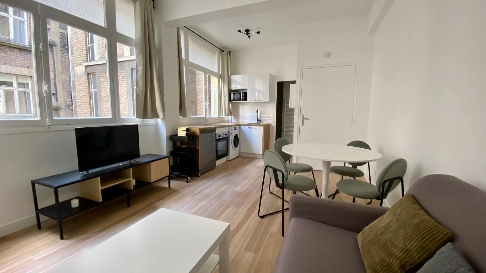 Appartement Charmant Proche Grands Boulevard 4P Paris 0*,  Frankreich